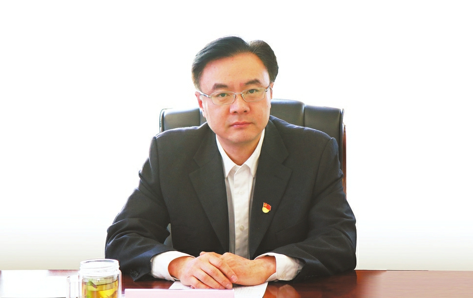 “三聚”优服务 着力促进民营经济发展壮大——专访市民营经济局党组书记孟学峰