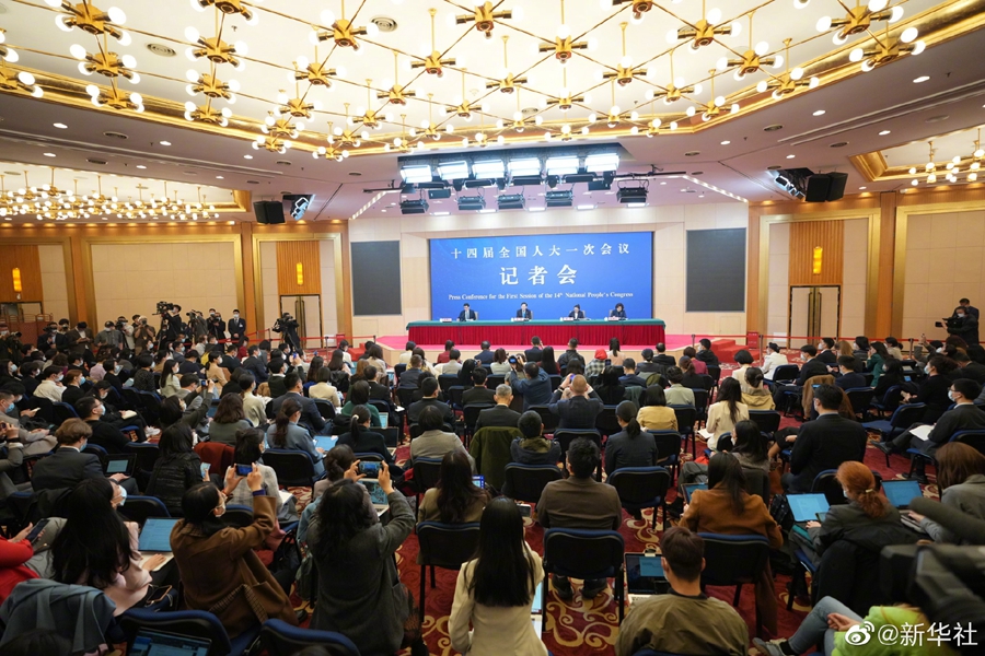 中国外交按下加速键吹响集结号