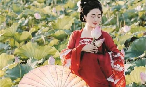 微山岛镇各界优秀女性身着汉服为家乡代言