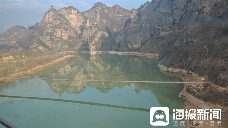 新春走基层丨5天、7000多公里，跟着Z105次列车横跨7省区，我们拍下了春运最真实的样子