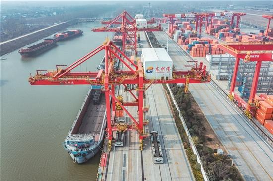 加快建设北方内河航运中心丨智涌运河 路融振兴——济宁交通提速增效为高质量发展蓄势赋能