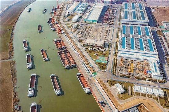 乘势再出发 实干谱新篇丨一港乘风起 千帆逐江海 ——济宁加快建设北方内河航运中心纪实