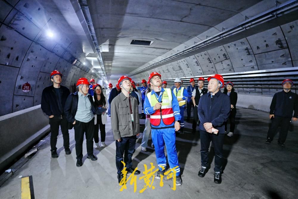 黄河下掘出6层楼高隧道，年内通车后济南跨黄缩至4分钟