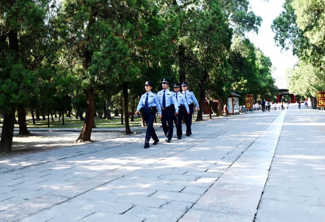 济警e线 | 守护千年文脉 绘就平安画卷 曲阜三孔派出所深耕旅游警务筑牢平安防线