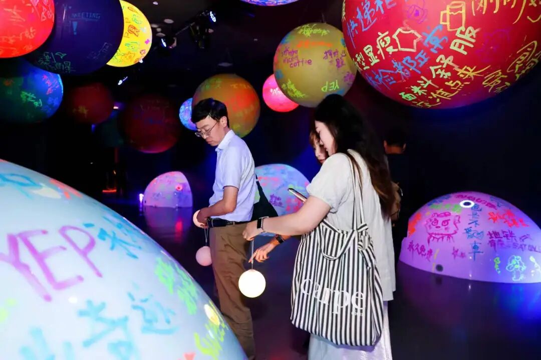 一馆揽艺韵 一车阅泉城 沉浸式解锁艺术泉水文旅盛宴 | 发现宝藏山东
