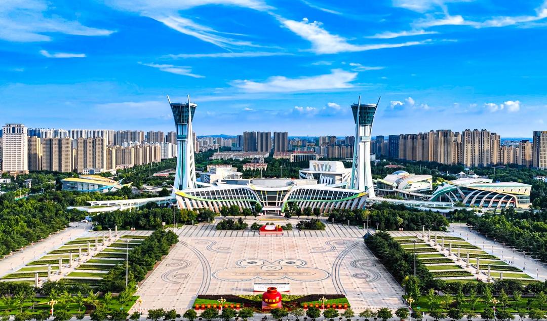 人才强省建设进行时丨潍坊市实施“智联百校·赋能千企”行动，推进教育科技人才一体发展