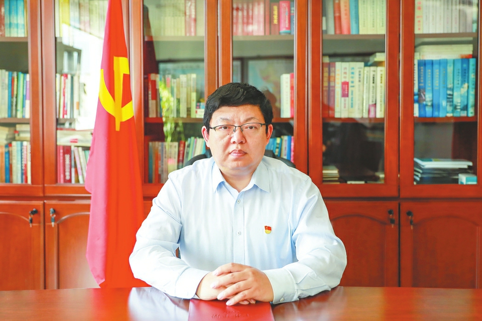 济南高新区党工委副书记、管委会常务副主任任广锋：向高而攀向新而行 奋力谱写世界一流高科技园区建设新篇章