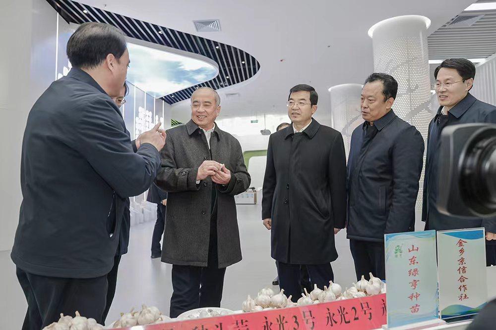 1103171527228644.jpg 1.12 林武调研1.jpg