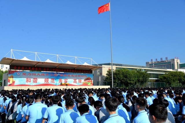 ce2611fc3ed98d2777f5b4a41290e652.jpg