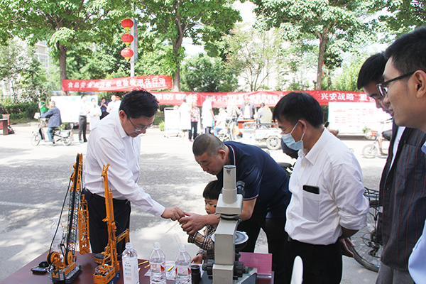 网页3.jpg