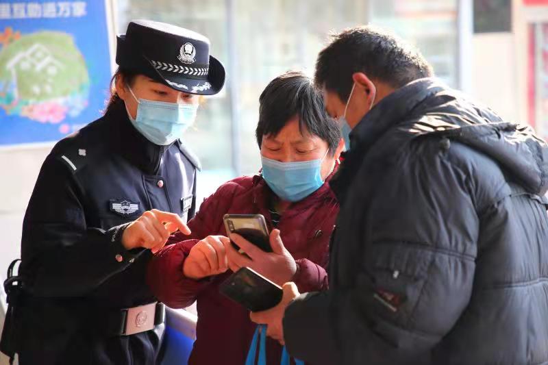 狠抓五严走在前.jpg